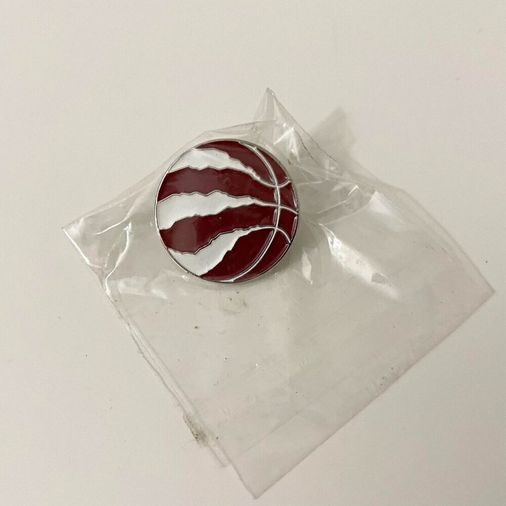 Toronto Raptors Basketball Pin - Picture 4 of 12